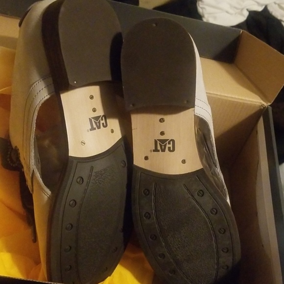 Shoes - Picture 3 of 5